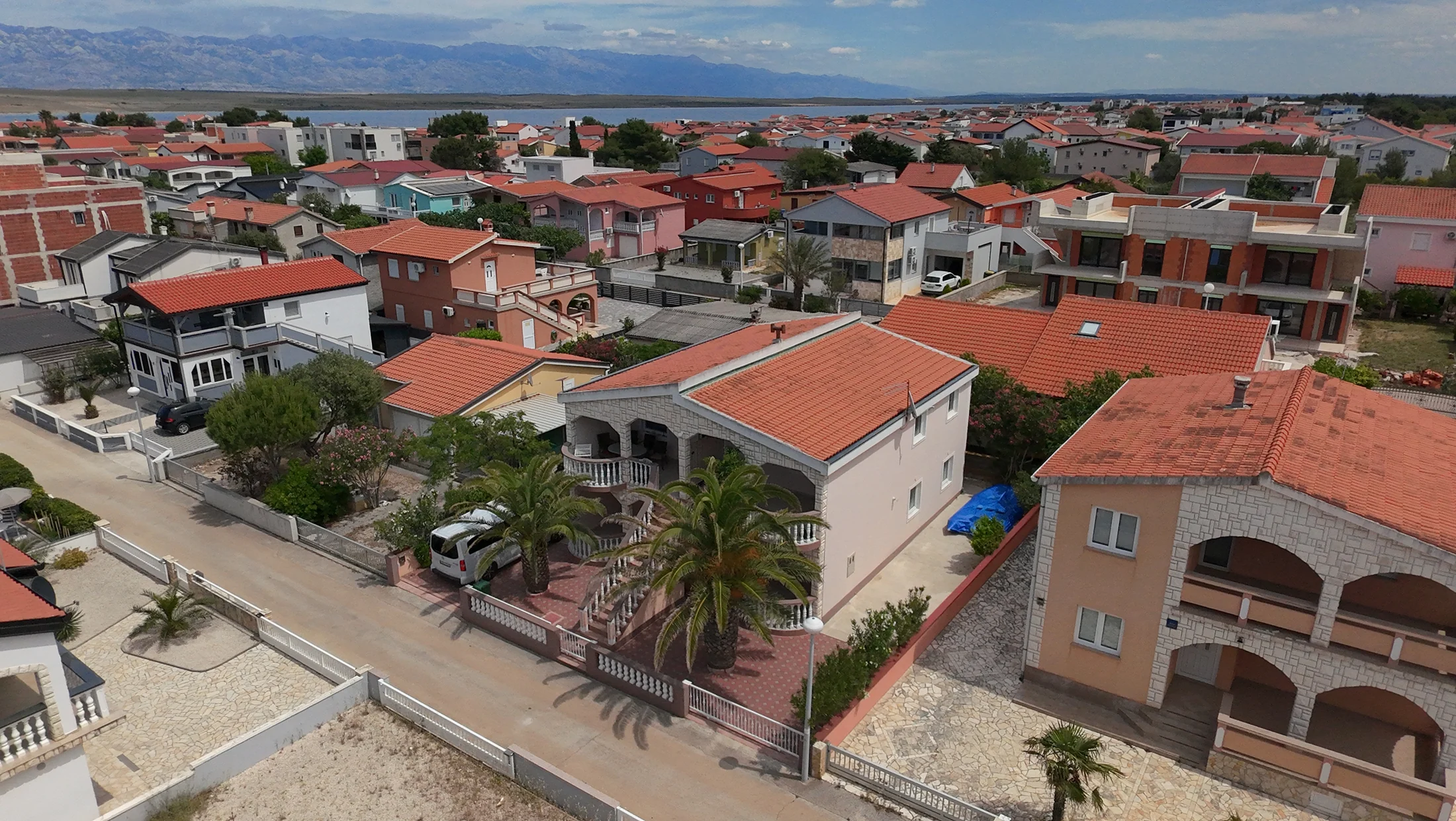 Trasa z apartmánu AIMI na pláž Bobovik